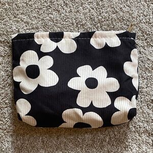 NWOT Elegant Black and White Floral Cosmetic Bag